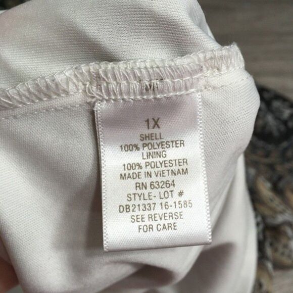 CB Established 1962 Layered Cap Sleeve Lined Chiffon Blouse 1X - Picture 6 of 10